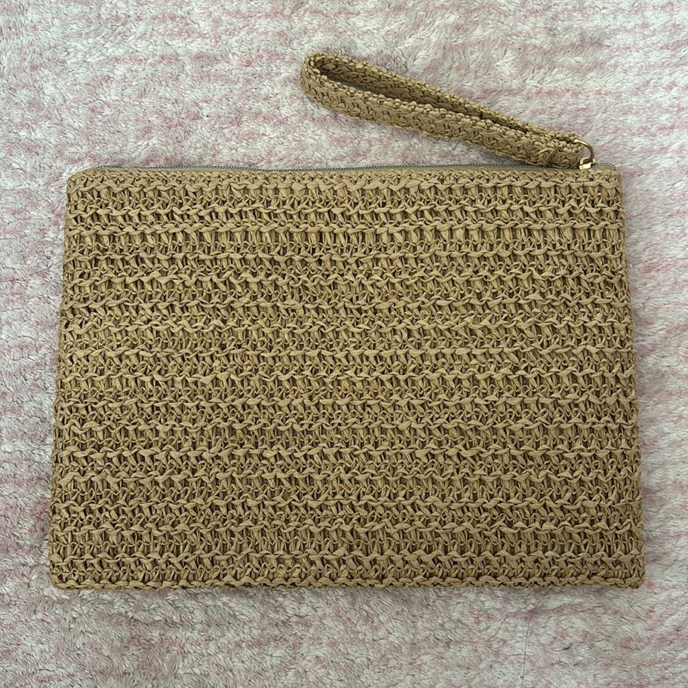 New in box Dior Tan Raffia Clutch with Wristlet - Picture 8 of 9